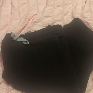 Figs Black Scrub Panta